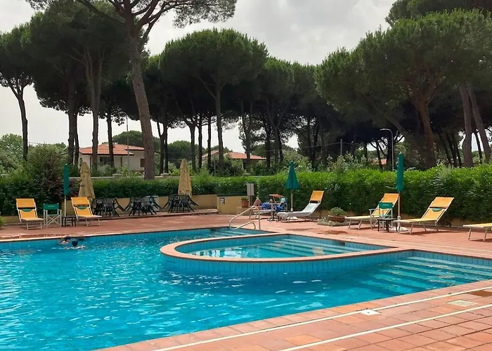 Relax Between The Sea And The Mountains Cinquale